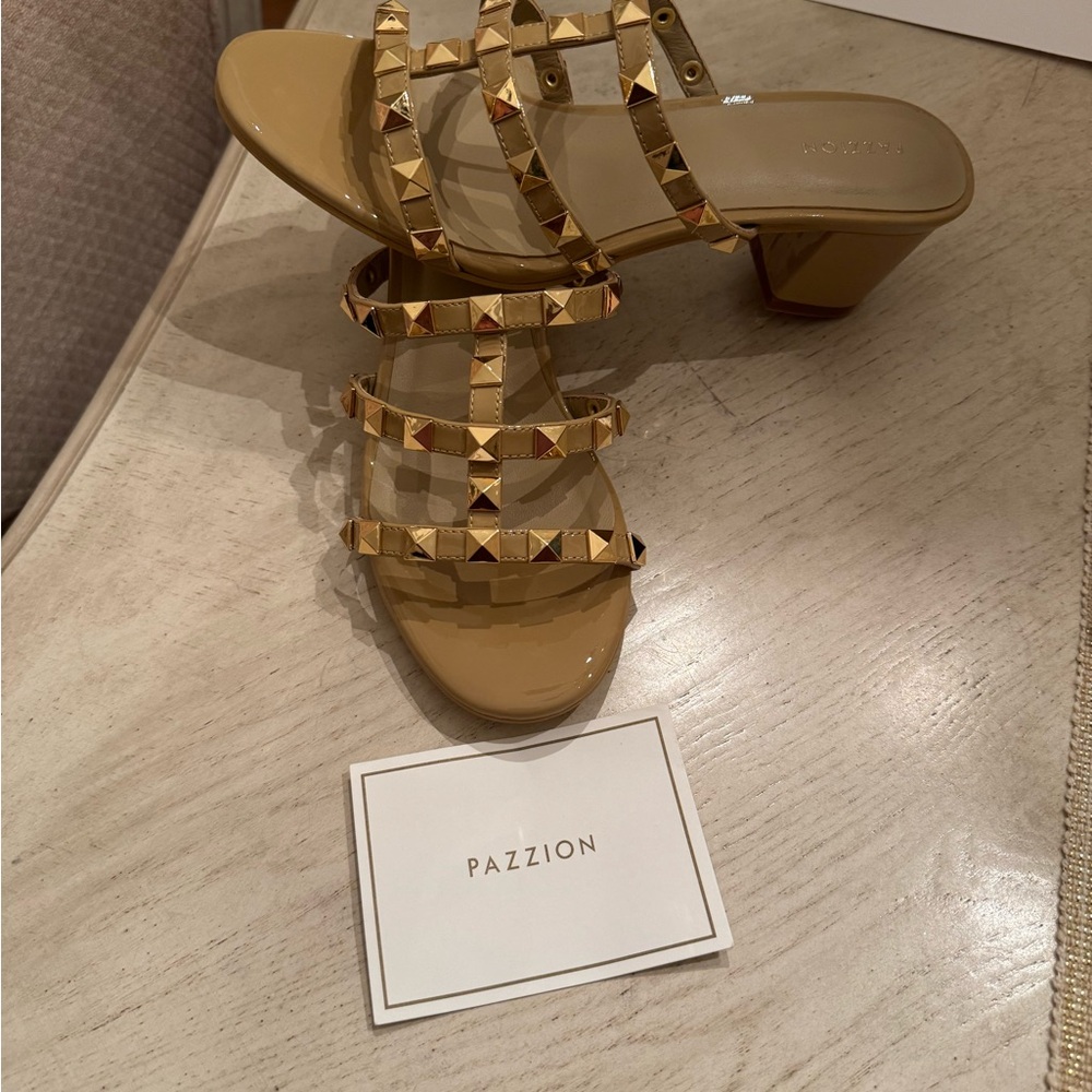 Singapores leading footwear Pazzion patent leather&lambskin Dion Studded Sandals